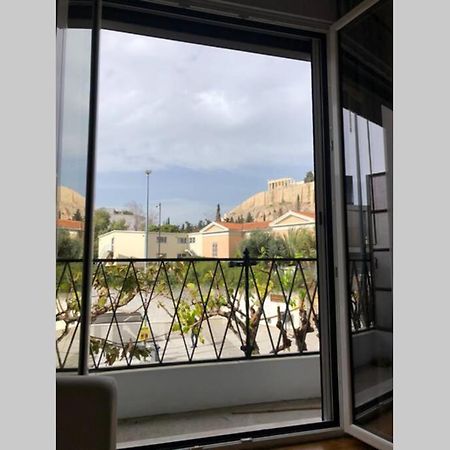 Acropolis View Huge Apartment - Centrally Located Афины Экстерьер фото