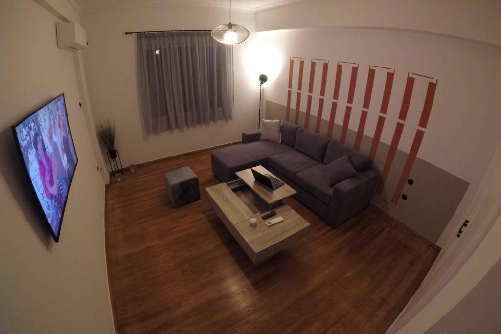 Acropolis View Huge Apartment - Centrally Located Афины Экстерьер фото