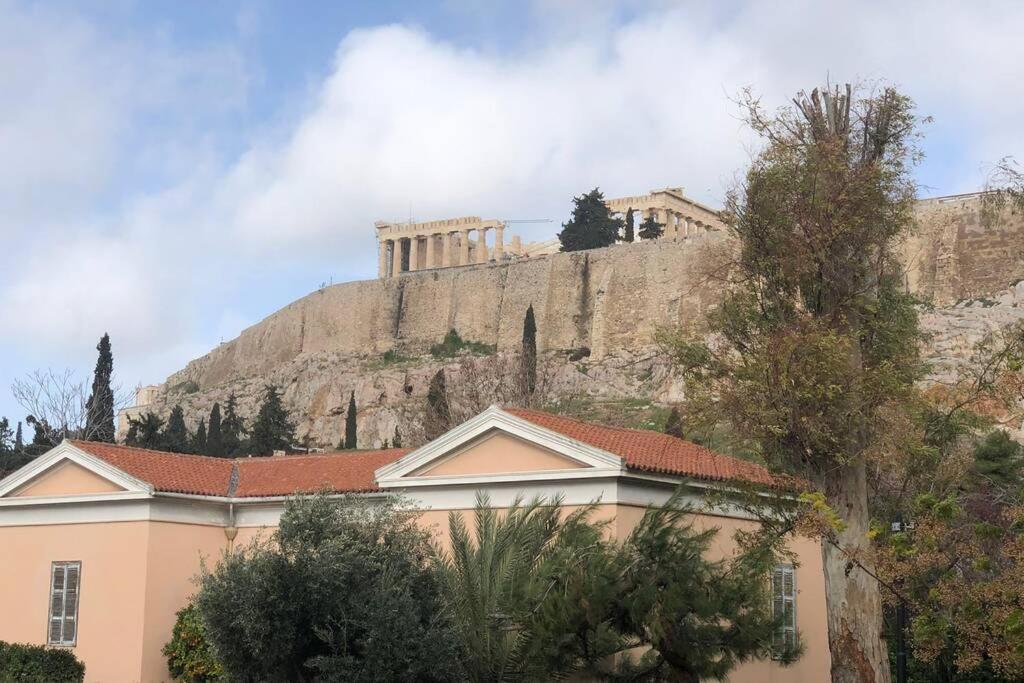 Acropolis View Huge Apartment - Centrally Located Афины Экстерьер фото
